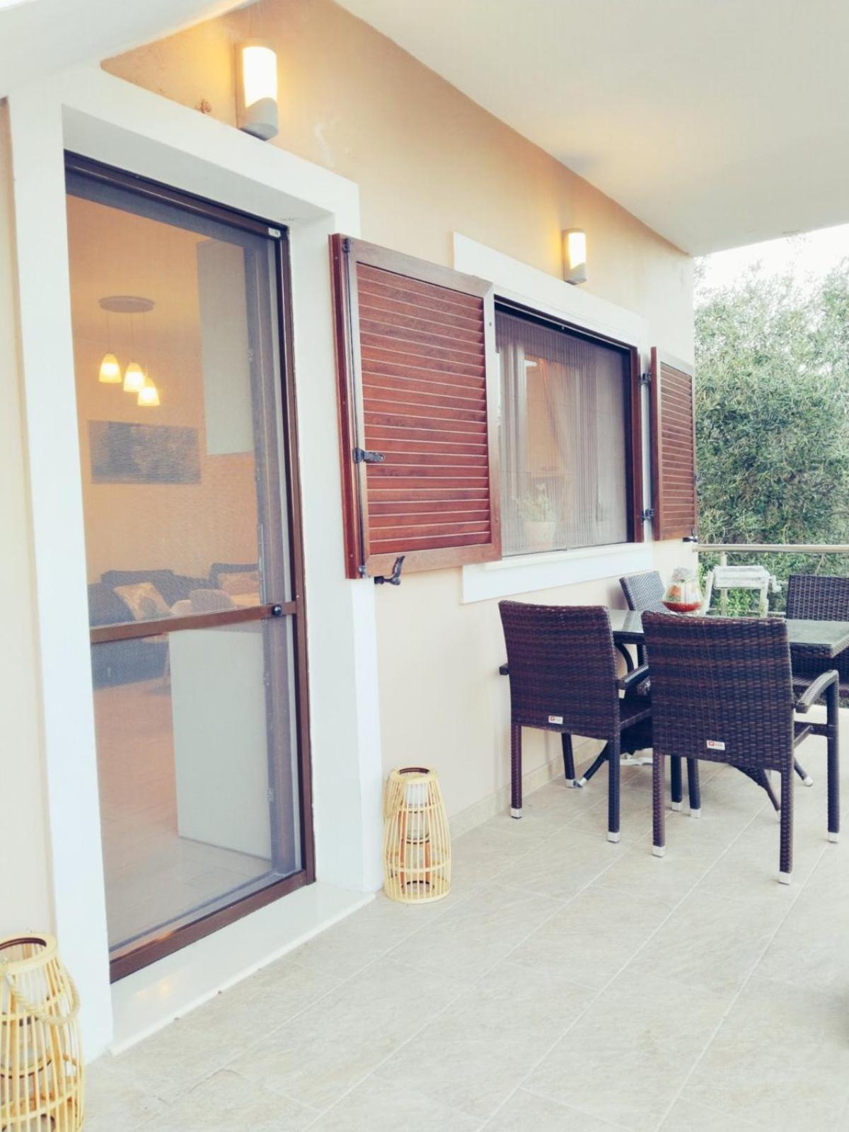 Meraki Apartment Zenempisatika Zewnętrze zdjęcie